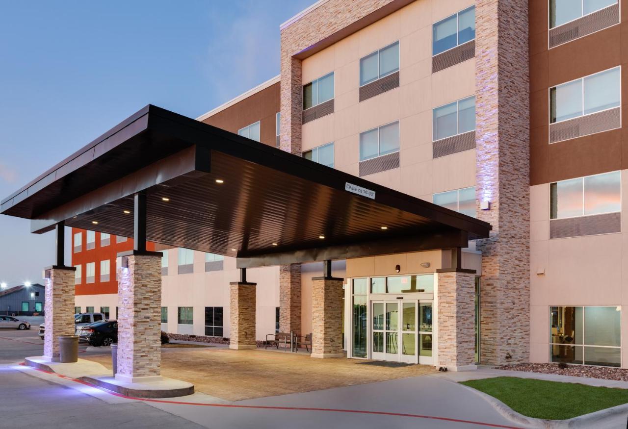 Hotel Express - By Ihg Kermit